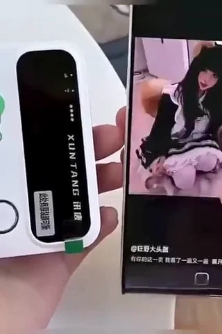 Portable Wi-Fi Hotspot — IN ACTION