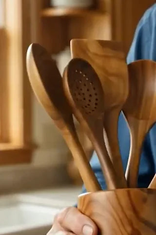 Acacia Wood Cooking Utensil Set — IN ACTION